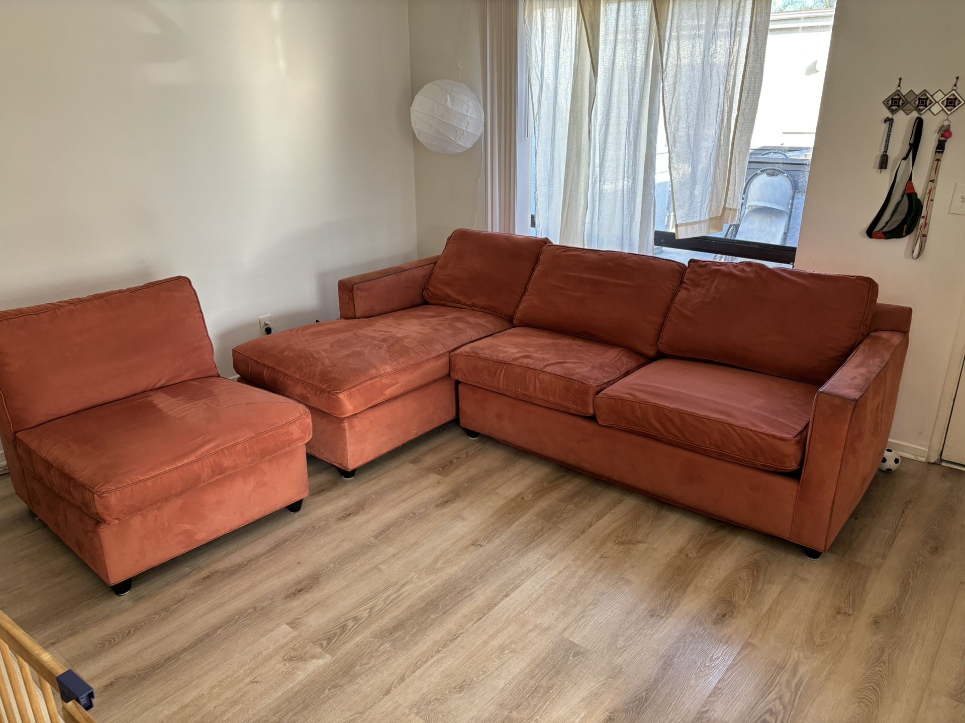 Crate & Barrel 3-Piece Sectional Couch Sofa w/ Pull-Out Bed 