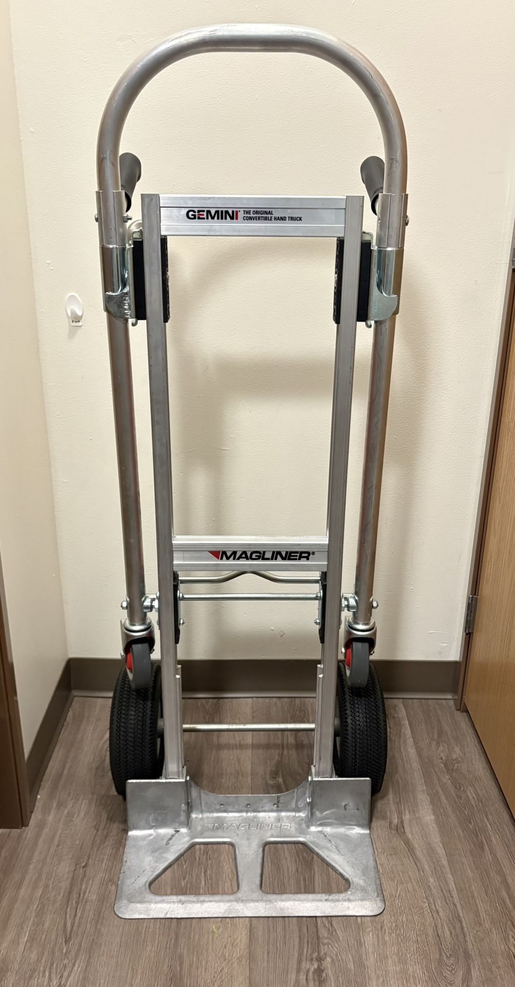Magline GMK16UA4 Gemini Jr Convertible Hand Truck