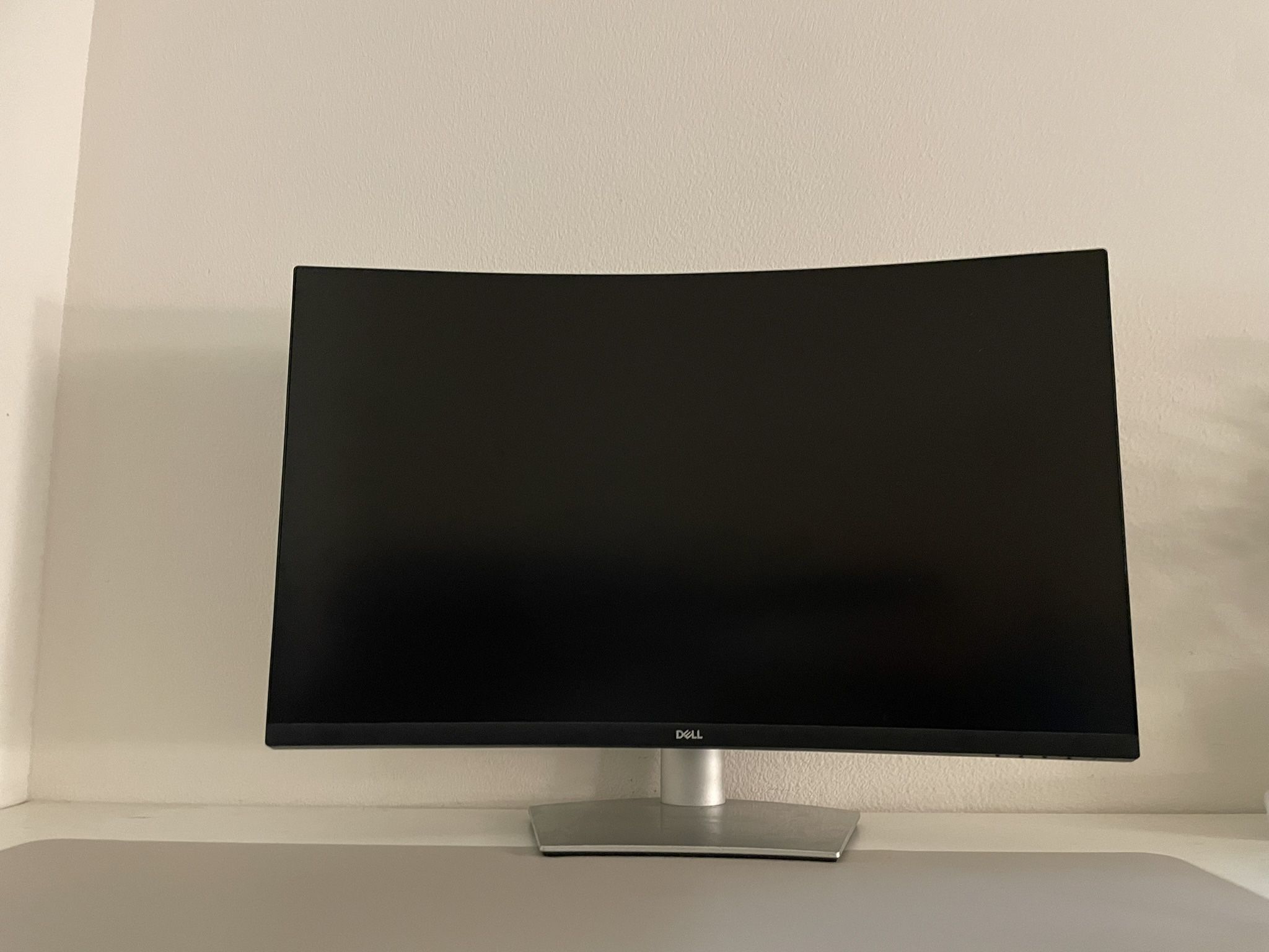 Dell 4K 32” Curved Monitor