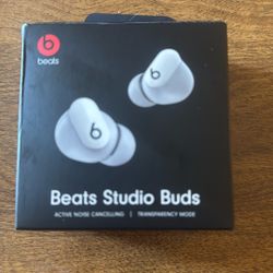 Beats Studio Buds
