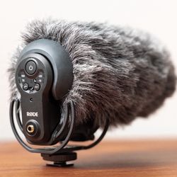 RØDE VideoMic Pro+ Shotgun Mic (Mint) + DeadCat + Foam + USB Cable
