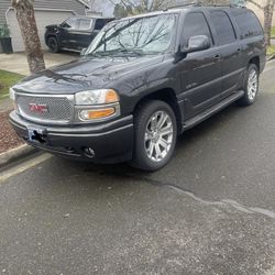 2004 GMC Yukon XL