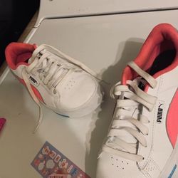 Puma Shoes Size 9