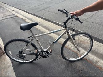 Bicycle - hard rock specialized