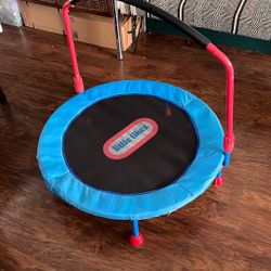 Kids trampoline 