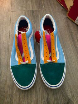 Vans shoes size 10