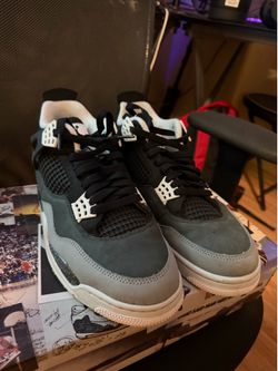 Jordan 4 “fear” (size 10)