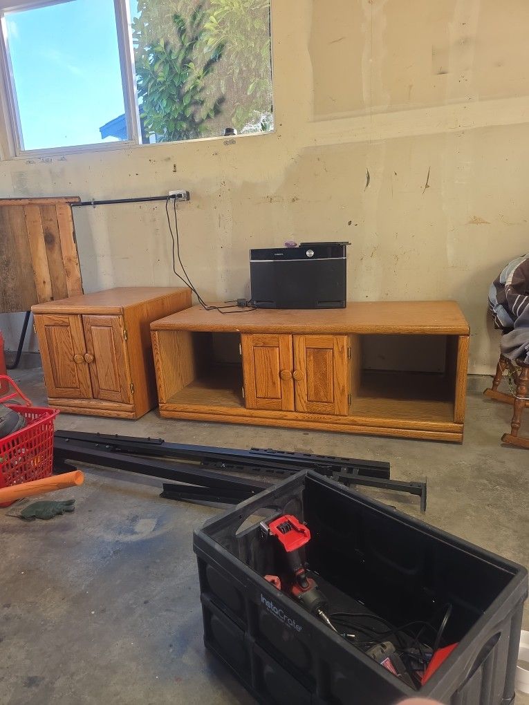 Coffee Table And End Table