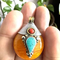 Vintage Traditional handmade tear top theme double sided Amber resin pendant 