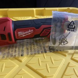 Milwaukee M18 18V Lithium-lon Cordless Drywall Cut Out Rotary Tool (Tool-