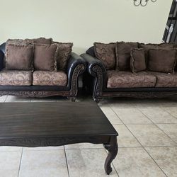 Complete 7 Piece Living Room Furniture Set – Solid Wood, Serta Upholstery