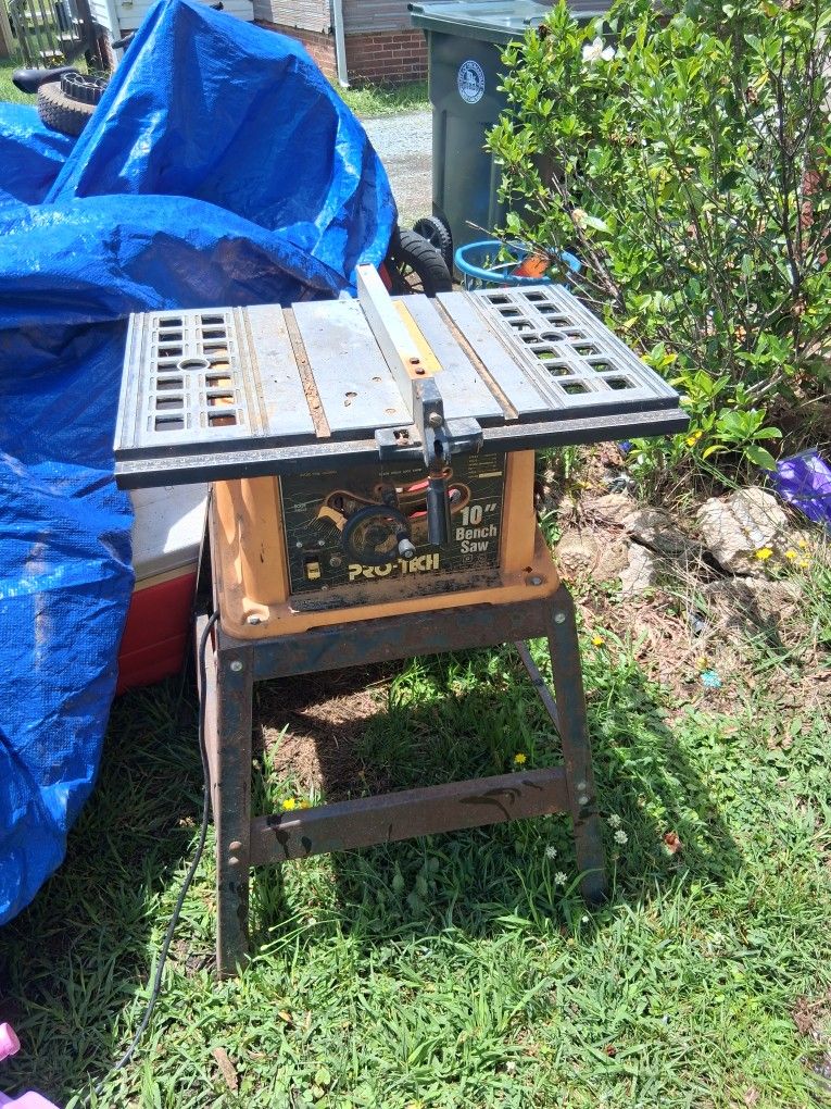 Saw Table
