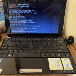 ASUS EeePC 1005HA Netbook Laptop computer w/power supply - Wiped. Needs OS installed.