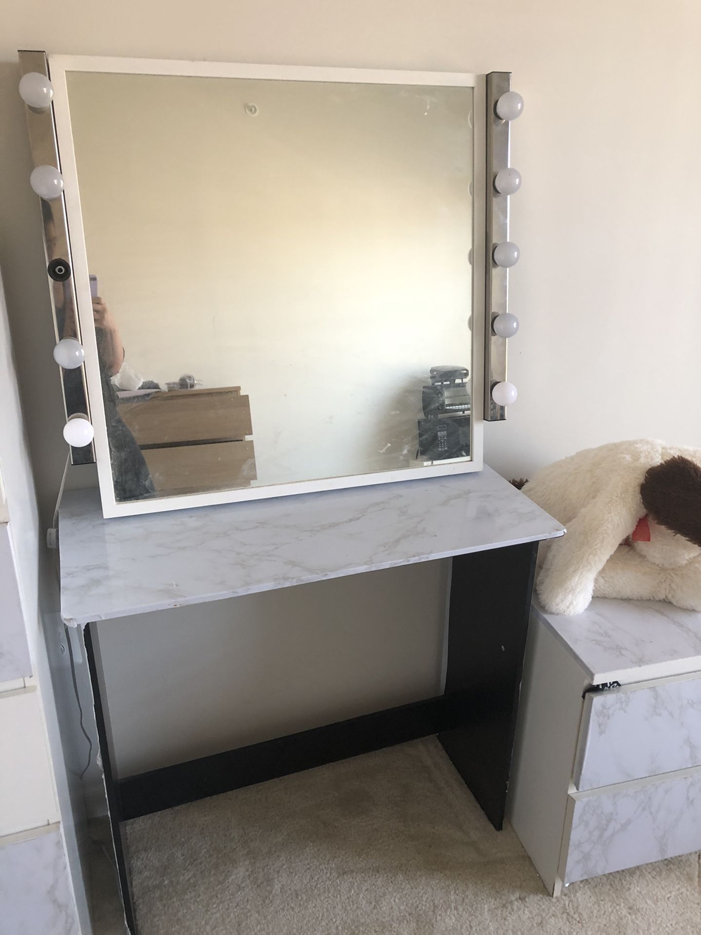Vanity desk+mirror