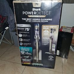 Shark Power Detect Vaccum 
