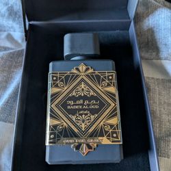 Lattafa Oud Of Glory 