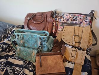 Purse/waller lot