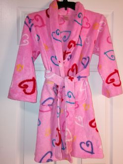 Girls Xhilaration Heart bathrobe Size S!