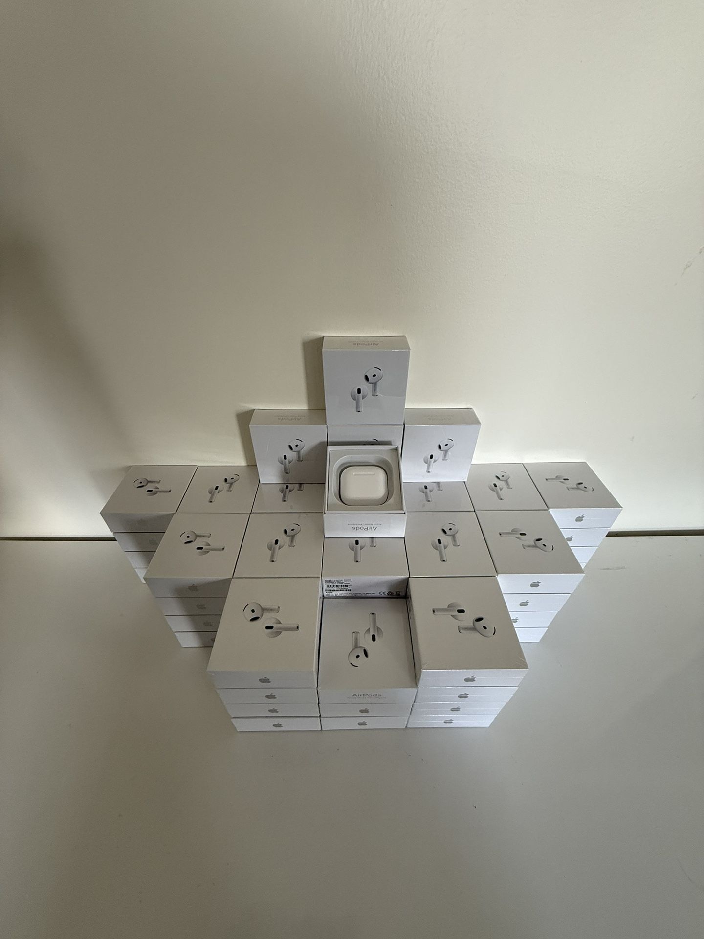 AirPods 4