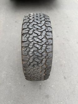 (1) 35x12.50R17 Bfgoodrich All Terrain T/A KO2 Tire