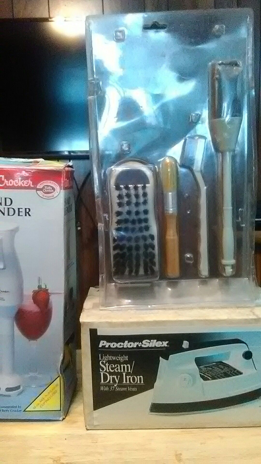 Betty crocker hand blender and proctor Silex steam iron