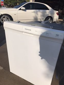 Frigidaire Dishwasher Works Great Moving Sale