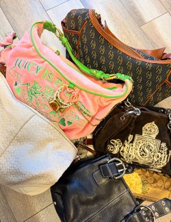 Bags / purses (Redlands)