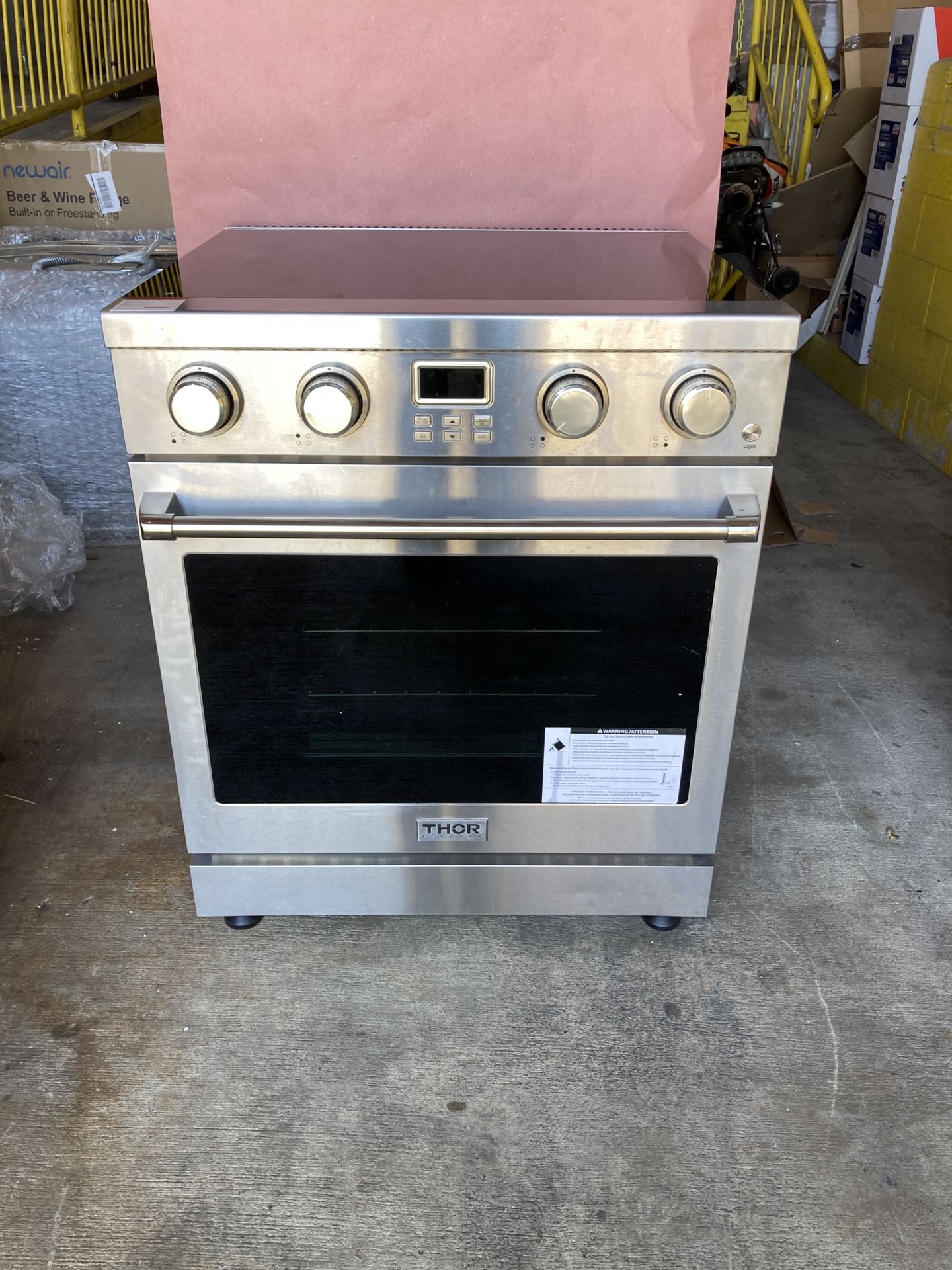 THOR Kitchen ARE30 30* Electric Range - Stainless Steel - Excellent Condition