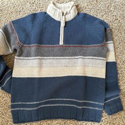 Men’s Medium  Sweater Shirt