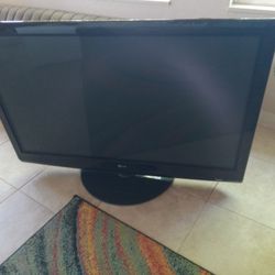 Television 50inch Plasma LG