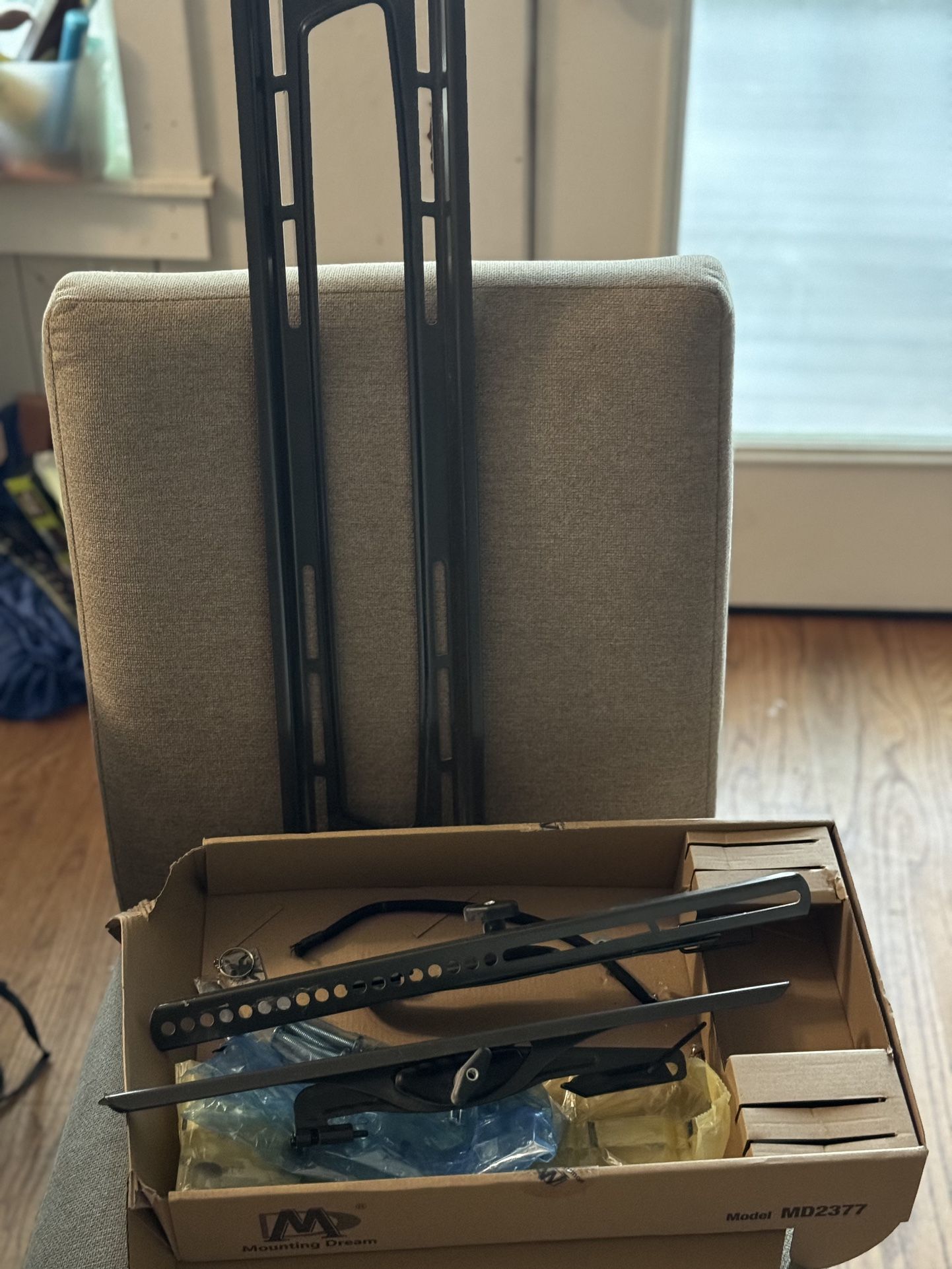 Tv mount