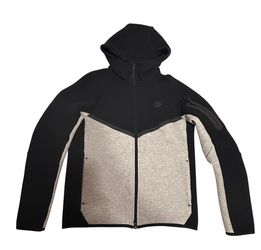 Nike Tech Fleece Full-Zip Windrunner Hoodie