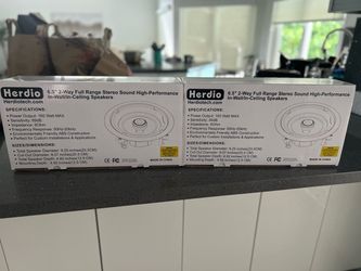 In wall speakers 2 BOXES 2 IN EACH