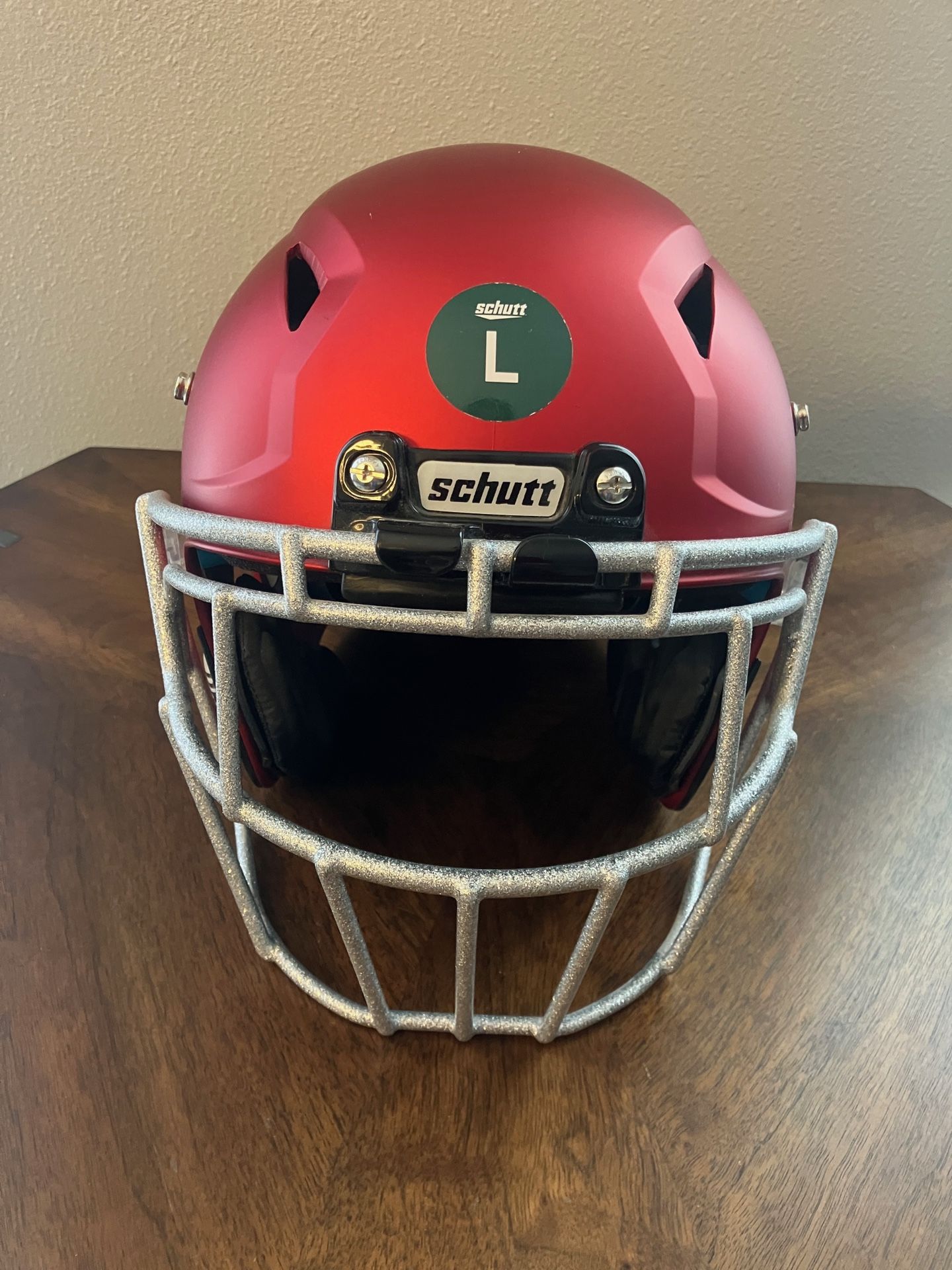 Youth Football Helmet (Red Schutt Vengeance Z10)