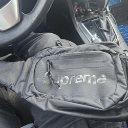 Supreme Sling Bag SS21