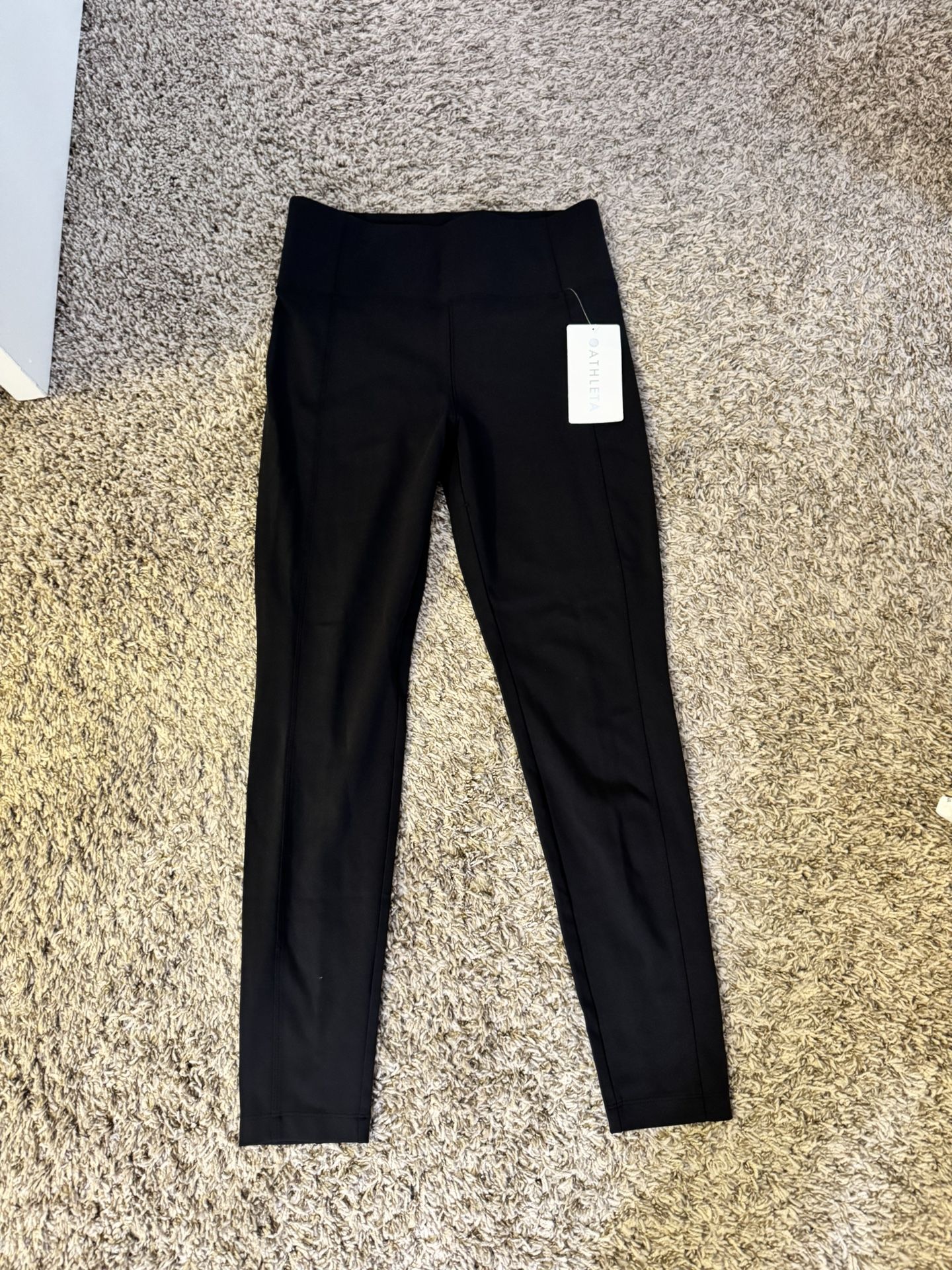 Athleta Delancey street tight with zip pockets - New With Tags