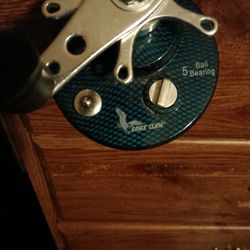 Eagle Claw Ice Fishing Reel for Sale in Inver Grove, MN - OfferUp