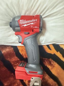Milwaukee impacto fuel m18 1/4