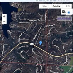 Lot For Sale  In Cherokee village Arkansas 