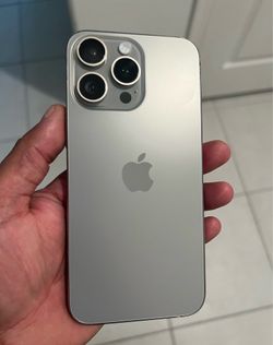 iPhone 15 Pro Max 512GB Unlocked