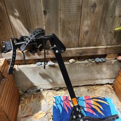 Hitch-Mounted 2-Bike Carrier Rack