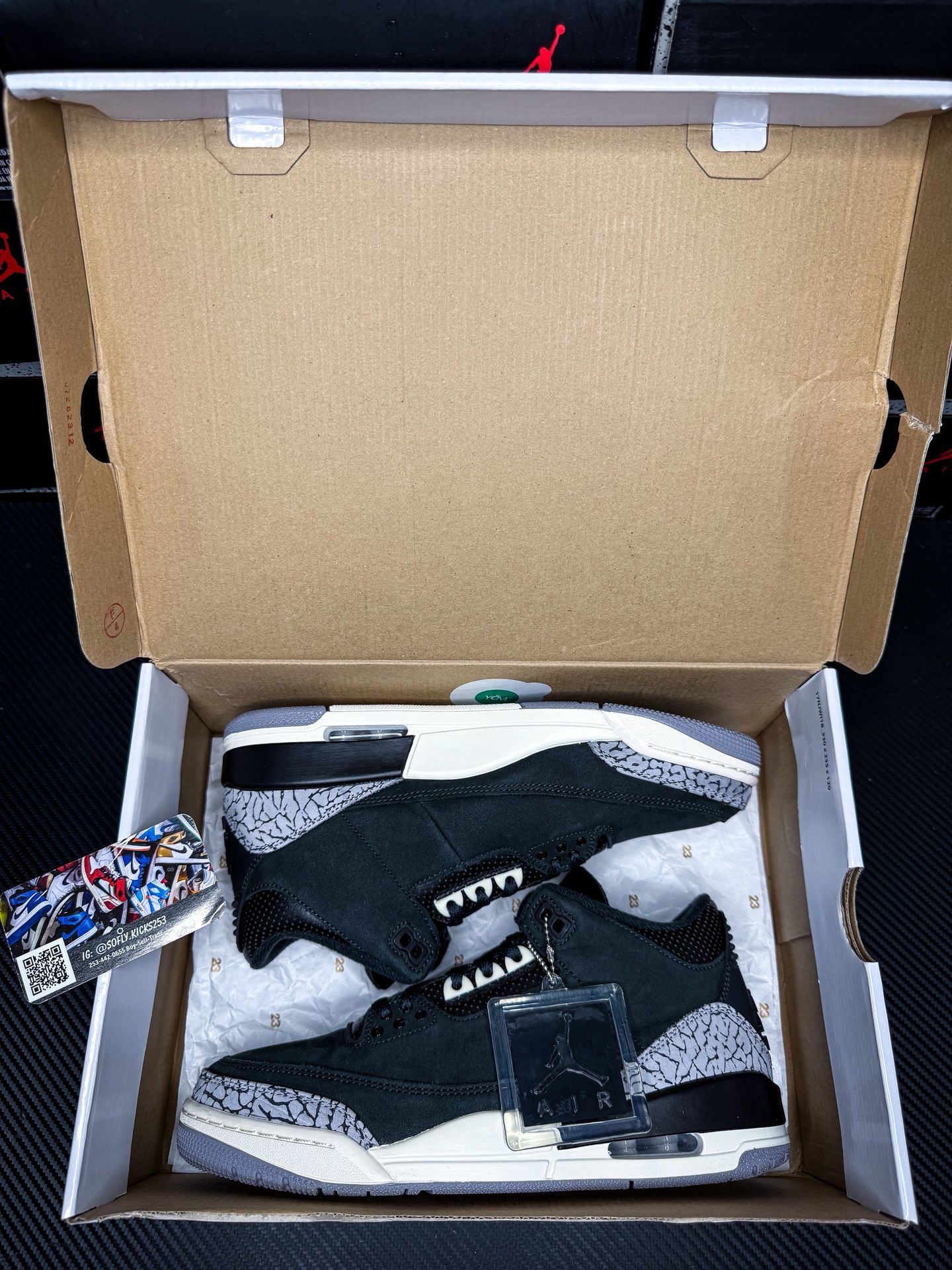 Jordan 3 Off Noir Size 8.5