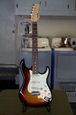 Tagima T 635 stratocaster