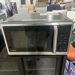 Toshiba 6-in-1 Inverter Microwave Oven Air Fryer Combo, 0.9 cu.ft, 11.3 Turntable, 27 Auto Menu, Stainless Steel