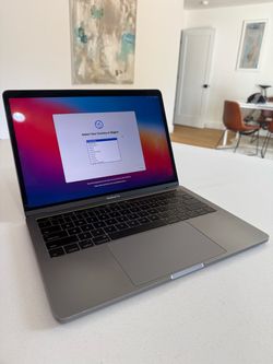 2016 13” MacBook Pro w/ touchpad