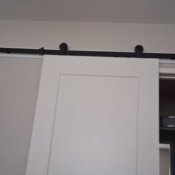 Sliding Door 