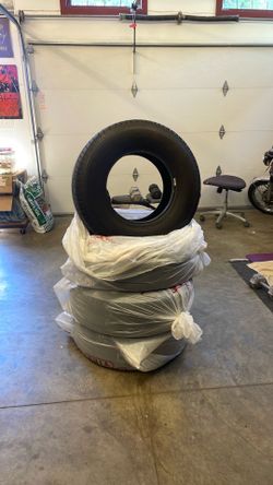 Michelin Defender LTX M/S 265/70R16 Tires
