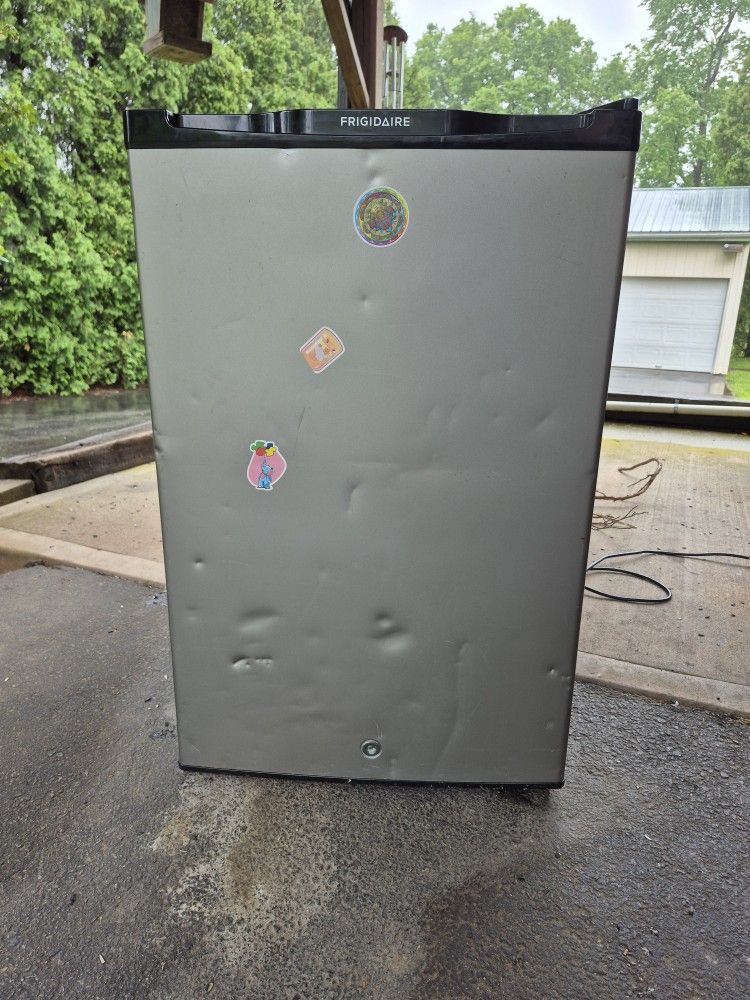 Frigidaire Compact Fridge