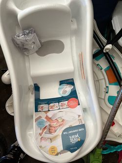Baby bath tub