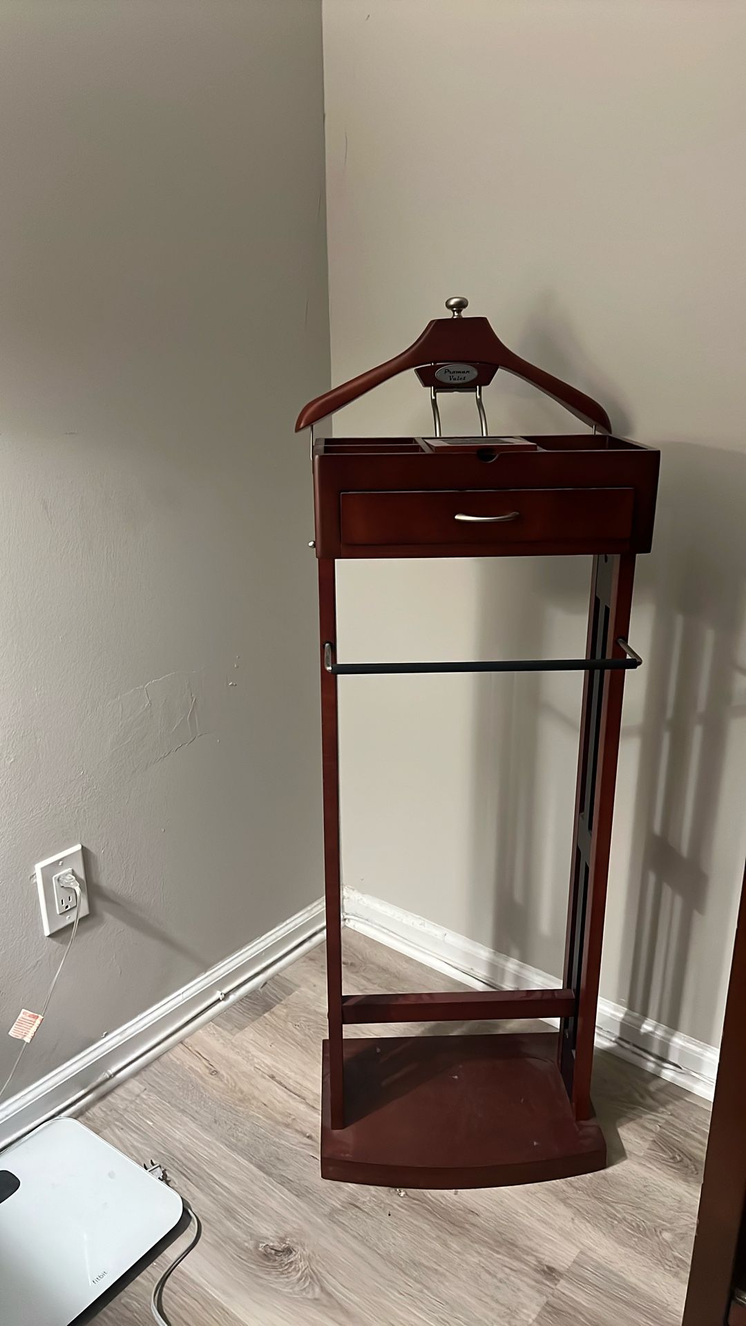 Valet Stand